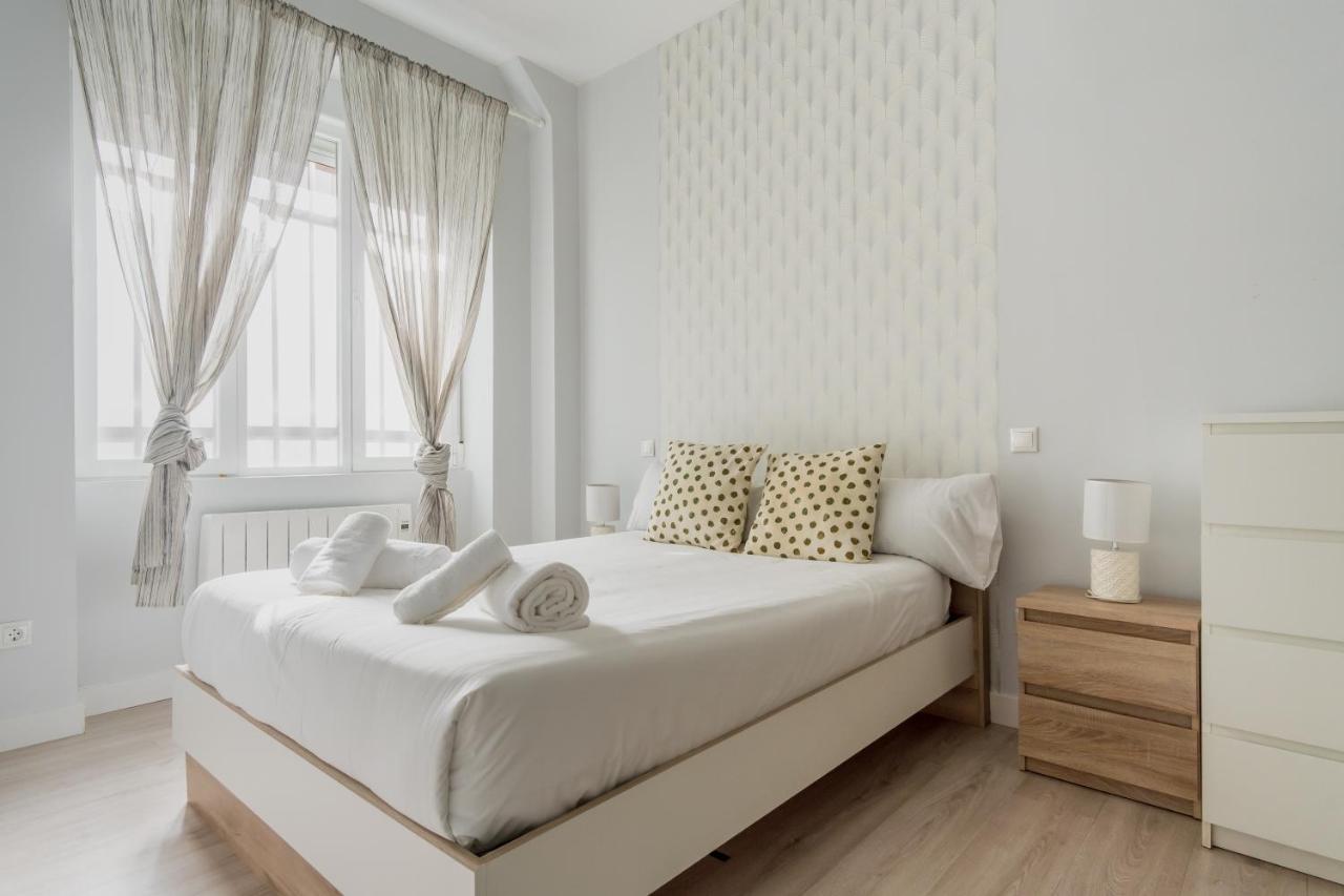 Modern Apartment-1Bedroom 1Bathroom-Tetuan Madrid Exterior photo