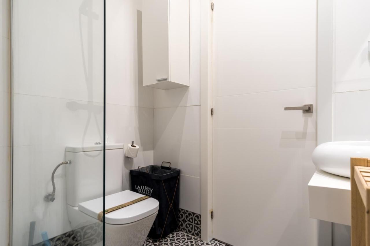 Modern Apartment-1Bedroom 1Bathroom-Tetuan Madrid Exterior photo