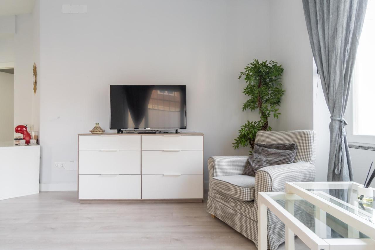 Modern Apartment-1Bedroom 1Bathroom-Tetuan Madrid Exterior photo